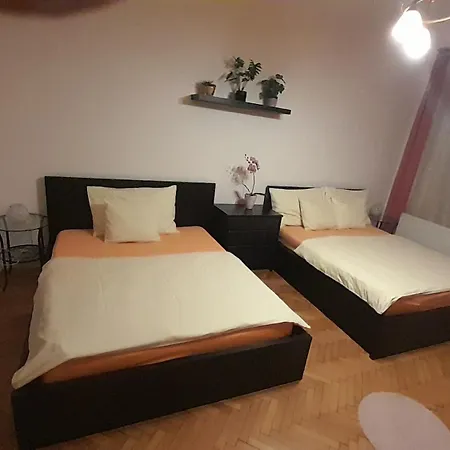 Family Flat 120M2, Praha 2 Vinohrady *