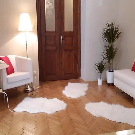 Apartment Family Flat 120M2, Praha 2 Vinohrady Prague