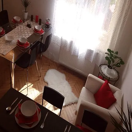 Family Flat 120M2, Praha 2 Vinohrady Prague