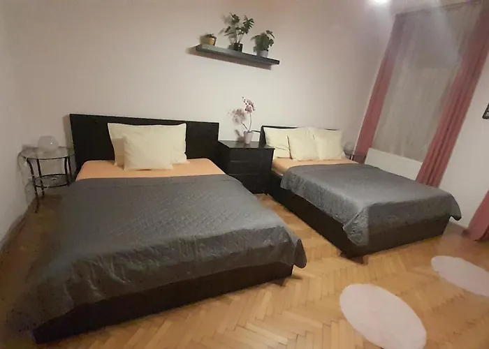 Appartamento Family Flat 120m2, 2 Vinohrady