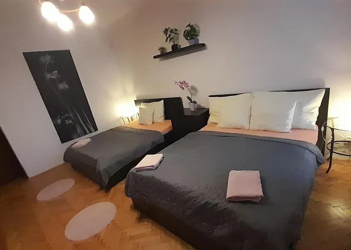 Family Flat 120m2, 2 Vinohrady Prag